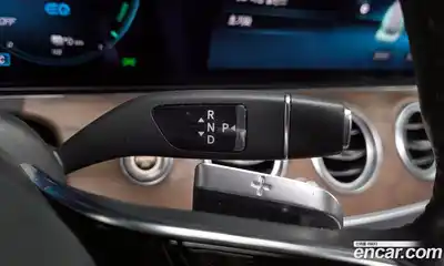 Mercedes-Benz E-Class 2021 2.0 гидро, миниатюра 9