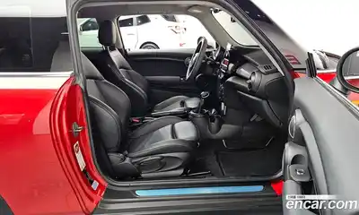 Mini Cooper 2014 1.5 гидро в Москве № 546628, миниатюра 11