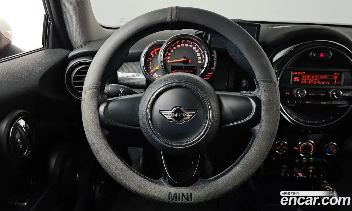 Mini Cooper 2014 1.5 гидро в Москве № 546628, фото 13