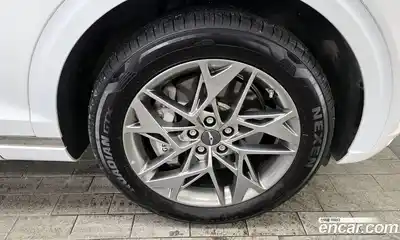 Genesis GV70 2023 2.5 гидро в Москве № 56945, миниатюра 5