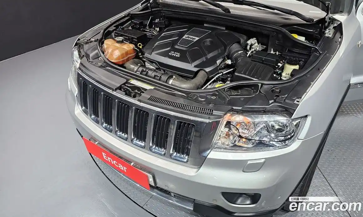 Jeep Cherokee 2013 3.0 гидро в Москве № 584402, фото 6