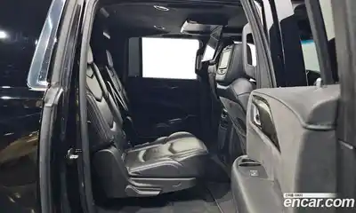 Cadillac Escalade 2018 6.2 гидро в Москве № 585604, миниатюра 12