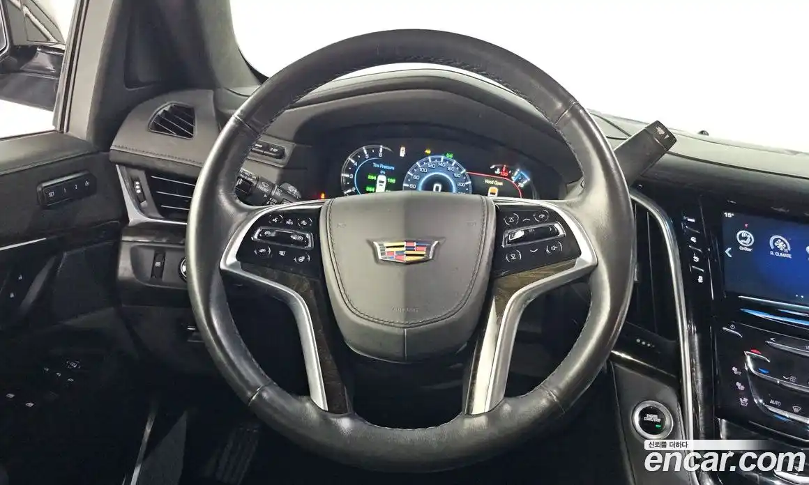 Cadillac Escalade 2018 6.2 гидро в Москве № 585604, фото 13
