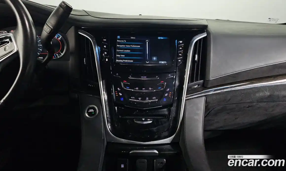 Cadillac Escalade 2018 6.2 гидро в Москве № 585604, фото 14