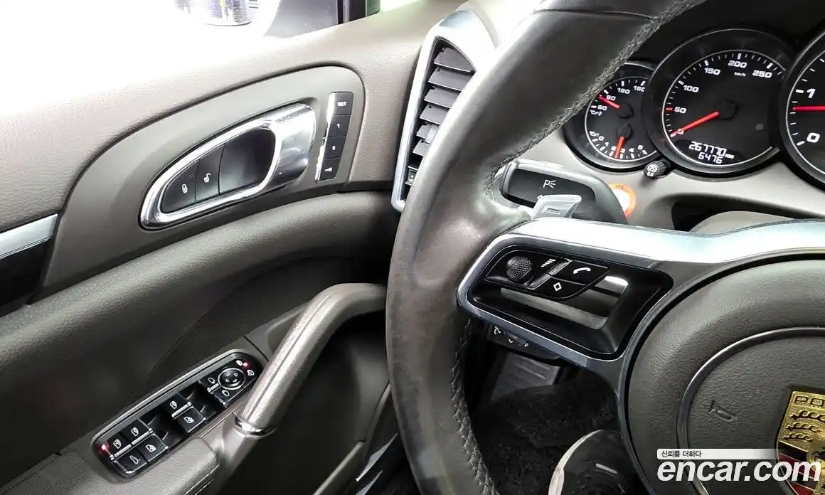 Porsche Cayenne 2015 3.0 гидро в Москве № 594370, фото 17
