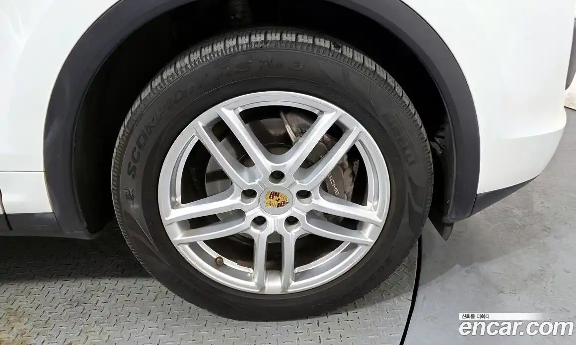 Porsche Cayenne 2015 3.0 гидро в Москве № 594370, фото 5