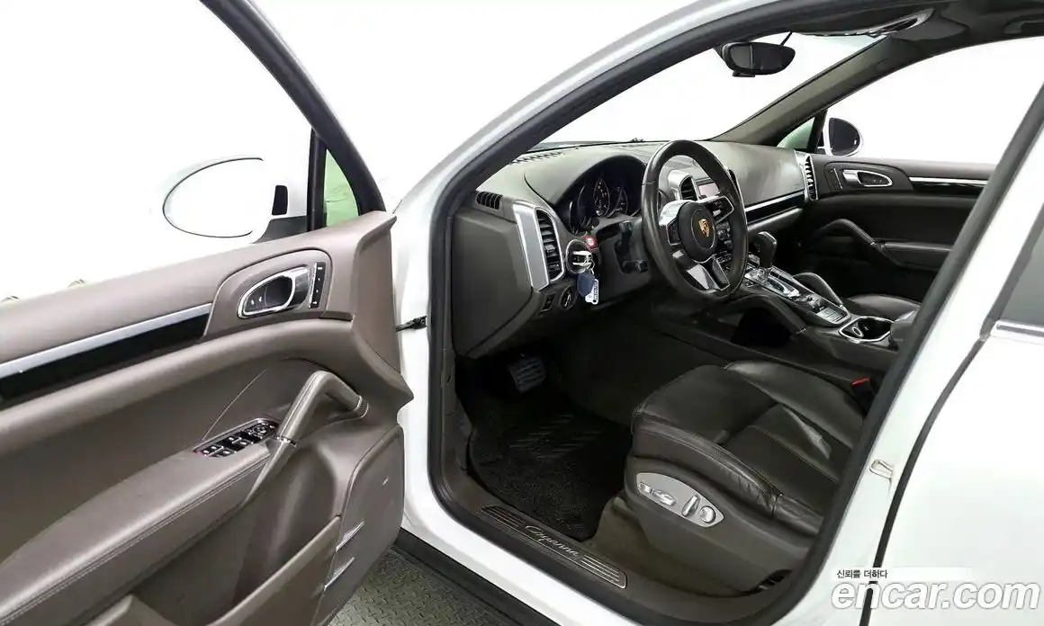Porsche Cayenne 2015 3.0 гидро в Москве № 594370, фото 10