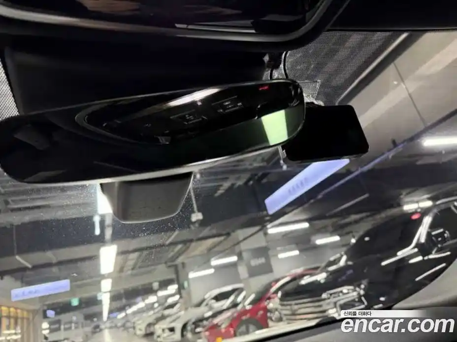 Land Rover Range-Rover Velar 2017 2.0 гидро в Москве № 627622, фото 15