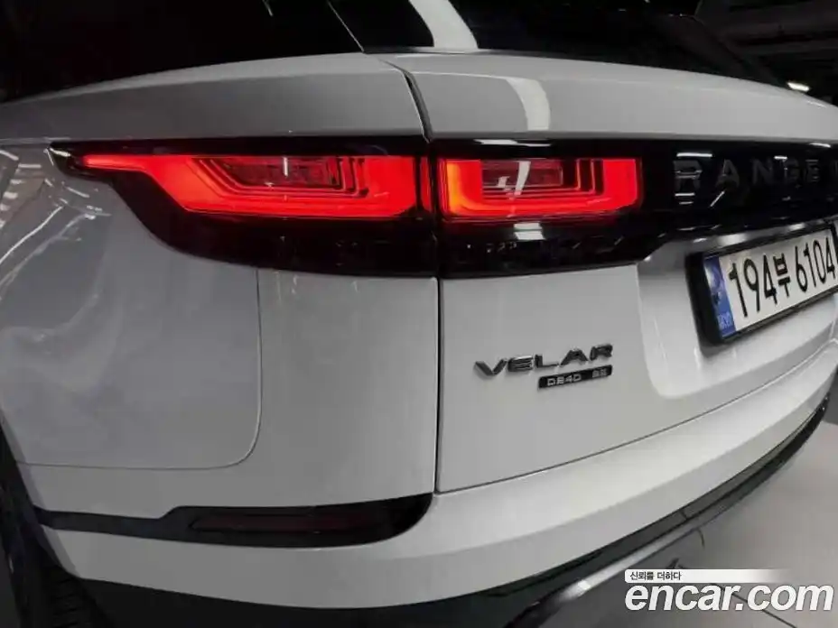 Land Rover Range-Rover Velar 2017 2.0 гидро в Москве № 627622, фото 18