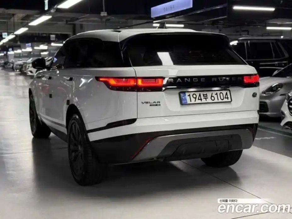 Land Rover Range-Rover Velar 2017 2.0 гидро в Москве № 627622, фото 3