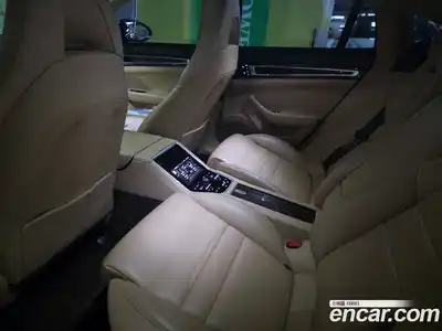 Porsche Panamera 2018 3.0 гидро в Москве № 651597, миниатюра 10