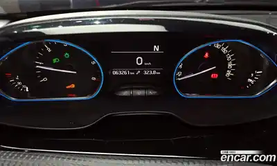 Peugeot 2008 2018 1.6 вариатор в Москве № 717508, миниатюра 8