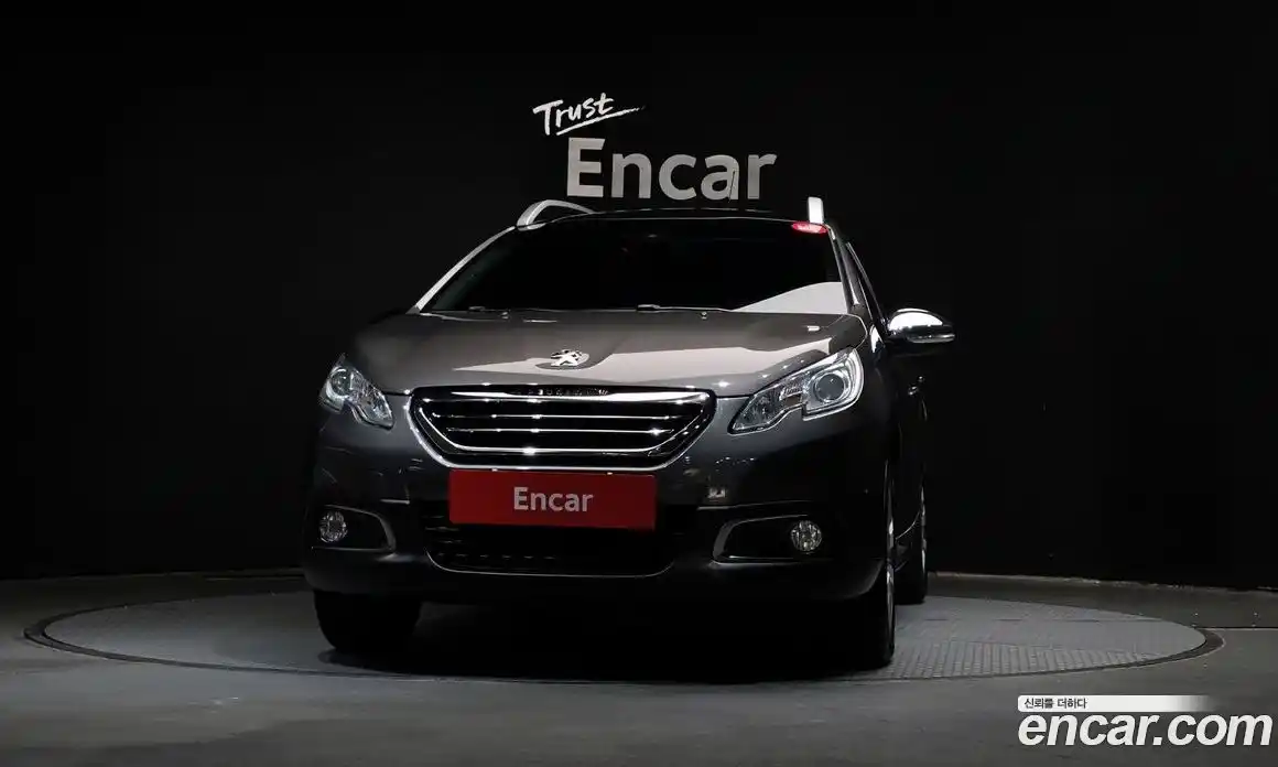 Peugeot 2008 2016 1.6 гидро в Москве № 717521, фото 3