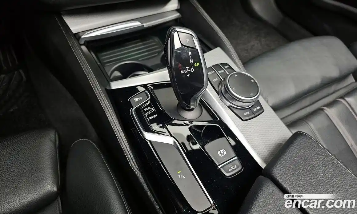 BMW 5-Series 2017 2.0 гидро в Москве, фото 9