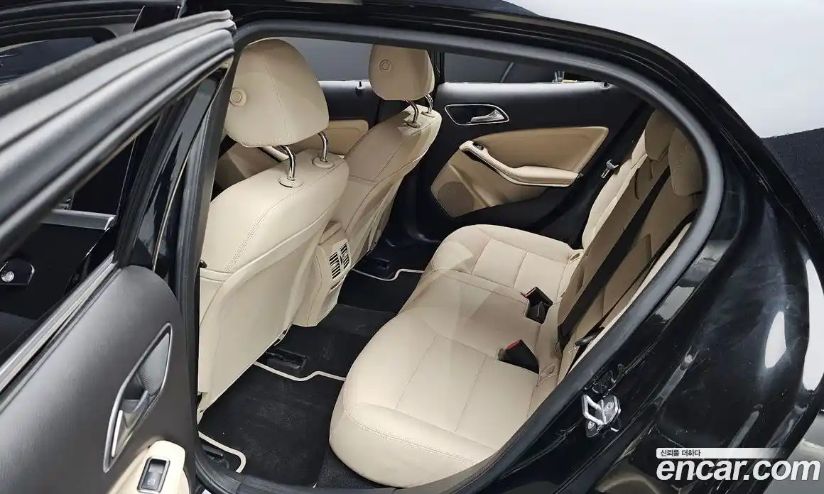 Mercedes-Benz GLA-Class 2018 2.0 гидро в Москве № 764511, фото 12