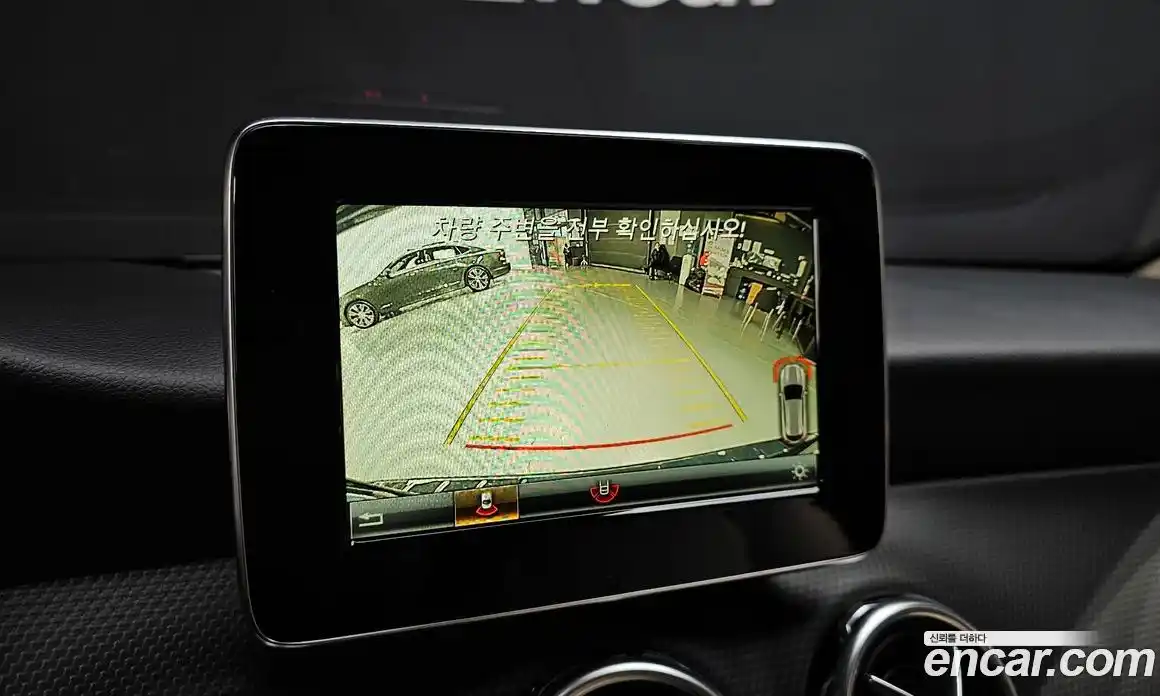 Mercedes-Benz GLA-Class 2018 2.0 гидро в Москве № 764511, фото 15