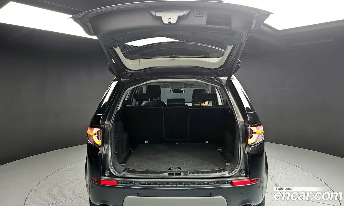 Land Rover Discovery Sport 2018 2.0 гидро в Москве № 766140, фото 20