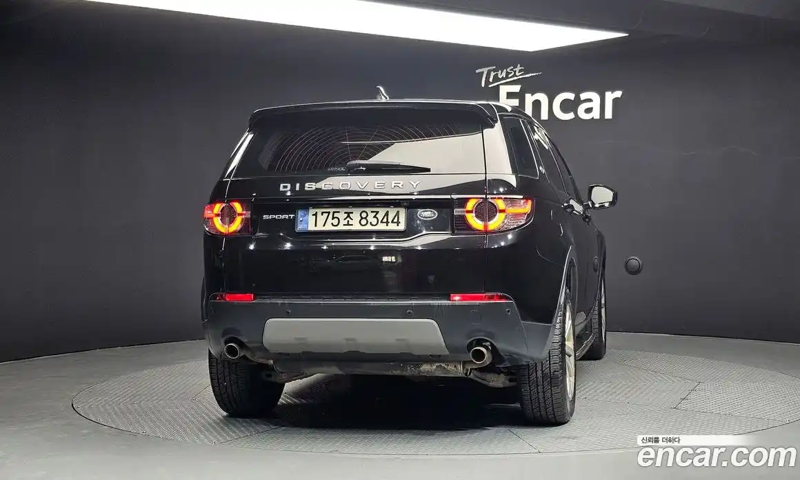Land Rover Discovery Sport 2018 2.0 гидро в Москве № 766140, фото 4