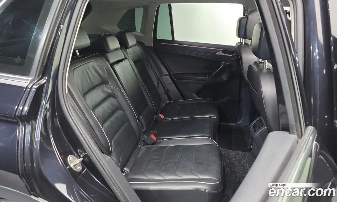 Volkswagen Tiguan 2021 2.0 гидро в Москве № 767152, фото 12