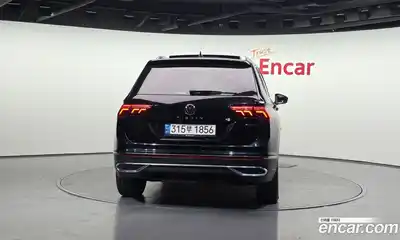 Volkswagen Tiguan 2021 2.0 гидро в Москве № 767152, миниатюра 4