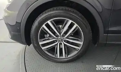 Volkswagen Tiguan 2021 2.0 гидро в Москве № 767152, миниатюра 5