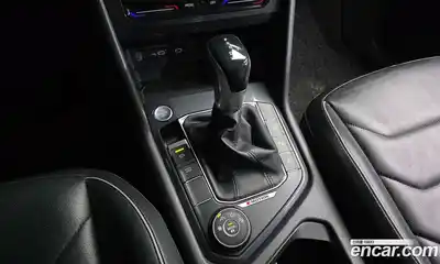 Volkswagen Tiguan 2021 2.0 гидро в Москве № 767152, миниатюра 9