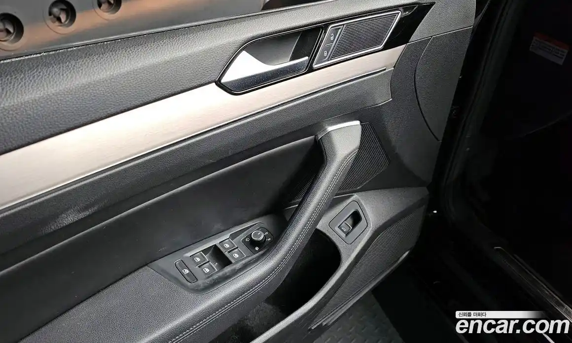 Volkswagen Passat 2018 2.0 гидро в Москве № 767193, фото 13