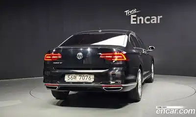 Volkswagen Passat 2018 2.0 гидро в Москве № 767193, миниатюра 4