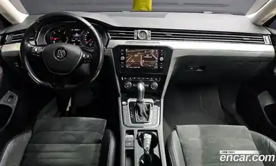 Volkswagen Passat 2018 2.0 гидро в Москве № 767193, миниатюра 7