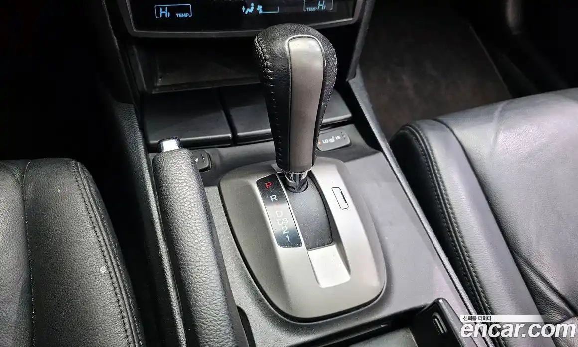 Honda Accord 2012 3.5 гидро в Москве № 767410, фото 9