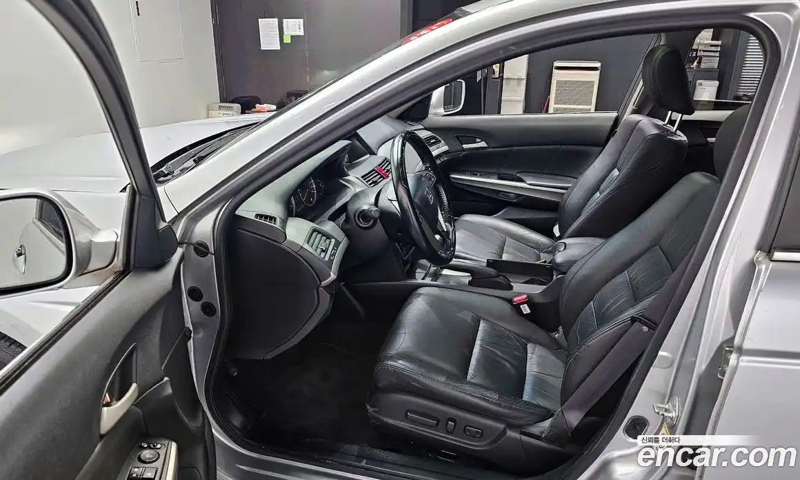 Honda Accord 2012 3.5 гидро в Москве № 767410, фото 10