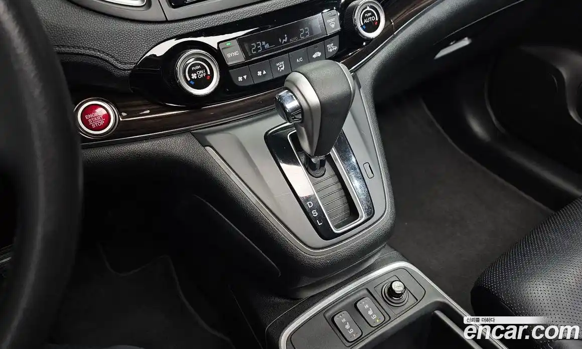 Honda CR-V 2015 2.4 гидро в Москве № 767443, фото 9