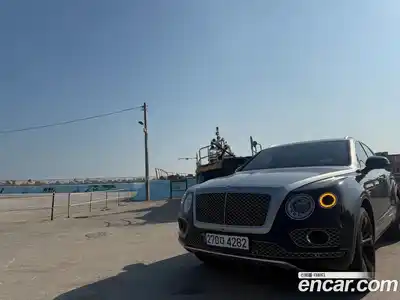 Bentley Bentayga 2017 6.0 гидро в Москве № 798184, миниатюра 9