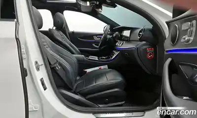Mercedes-Benz E-Class 2022 2.0 гидро, миниатюра 11