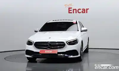 Mercedes-Benz E-Class 2022 2.0 гидро, миниатюра 3