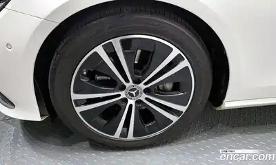 Mercedes-Benz E-Class 2022 2.0 гидро, миниатюра 5