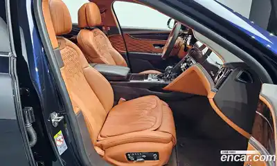 Bentley Flying Spur 2021 4.0 гидро в Москве № 816526, миниатюра 10