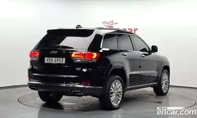 Jeep Cherokee 2018 3.0 гидро в Москве № 826633, миниатюра 2