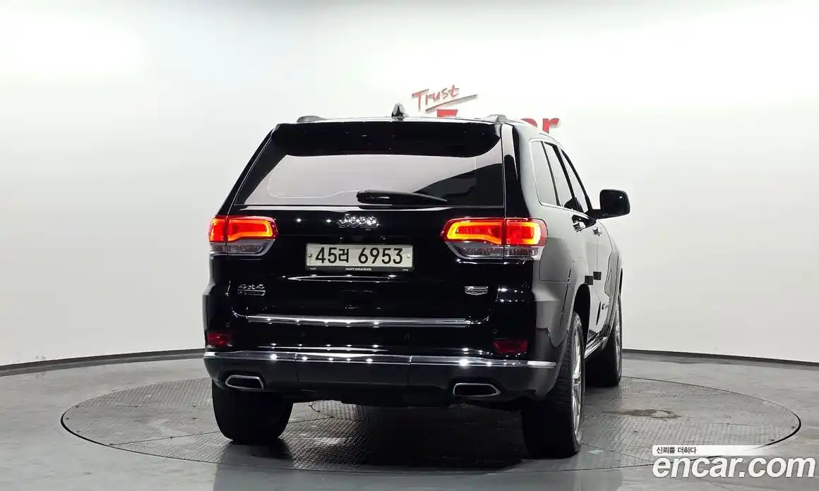 Jeep Cherokee 2018 3.0 гидро в Москве № 826633, фото 4