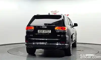 Jeep Cherokee 2018 3.0 гидро в Москве № 826633, миниатюра 4