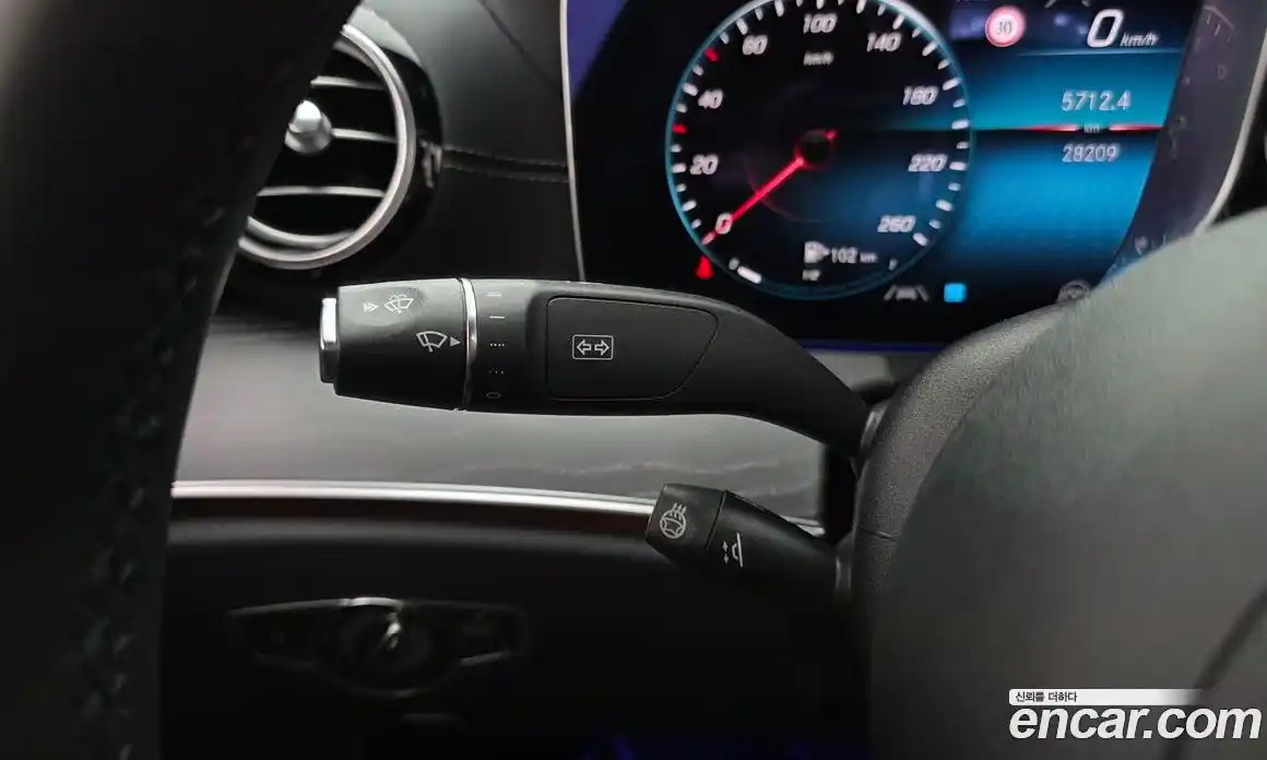 Mercedes-Benz E-Class 2023 2.0 гидро в Москве № 859033, фото 17