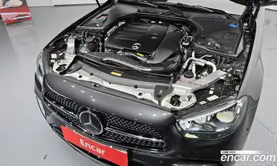 Mercedes-Benz E-Class 2023 2.0 гидро в Москве № 859033, миниатюра 6