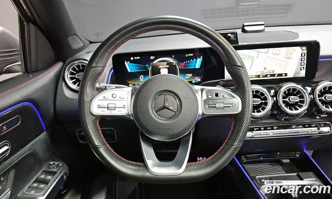 Mercedes-Benz GLB-Class 2021 2.0 гидро в Москве, фото 13