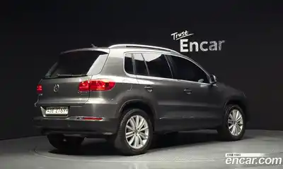 Volkswagen Tiguan 2014 2.0 гидро в Москве № 862450, миниатюра 2