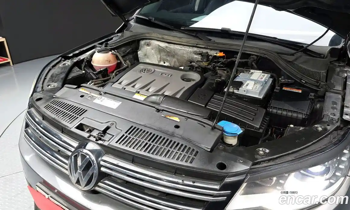Volkswagen Tiguan 2014 2.0 гидро в Москве № 862450, фото 6