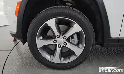Jeep Cherokee 2023 3.6 гидро в Москве № 862827, миниатюра 5