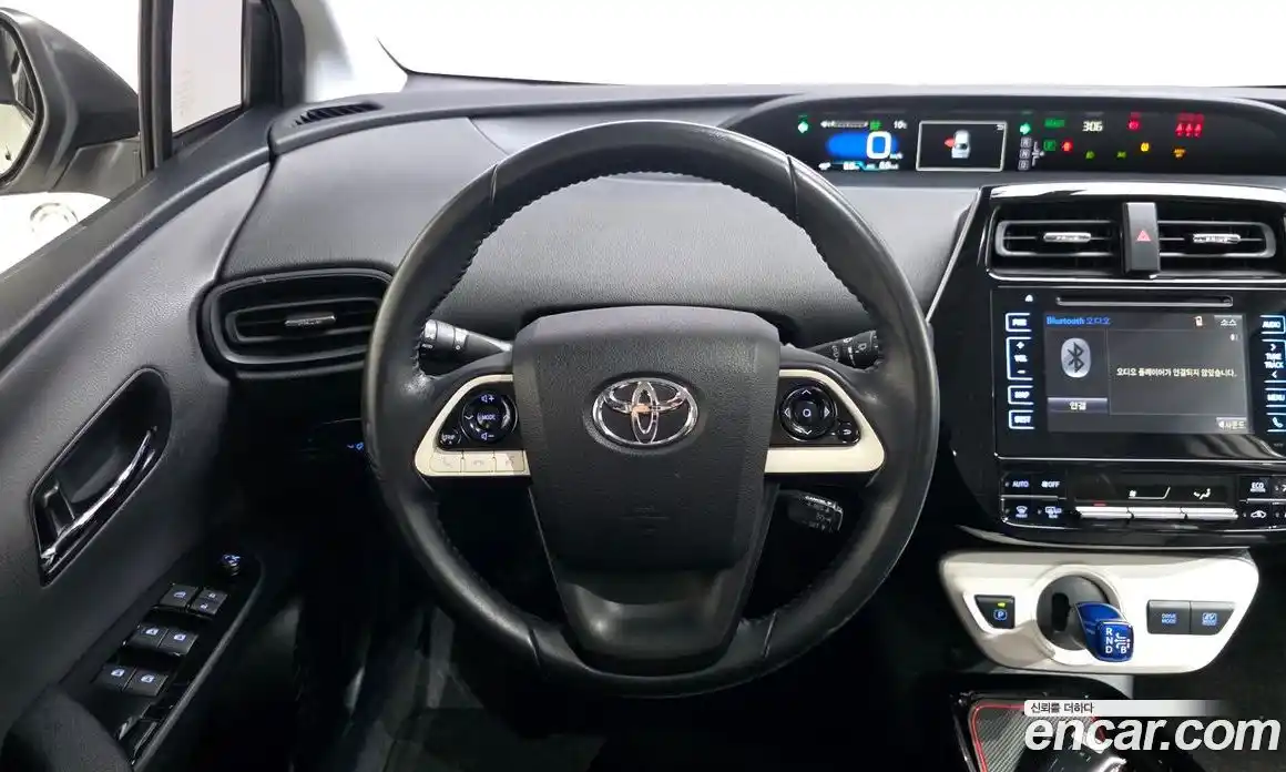 Toyota Prius 2017 1.8 гидро в Москве № 863007, фото 13