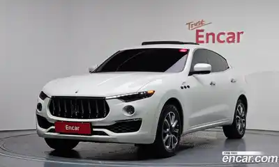 Maserati Levante, 2022