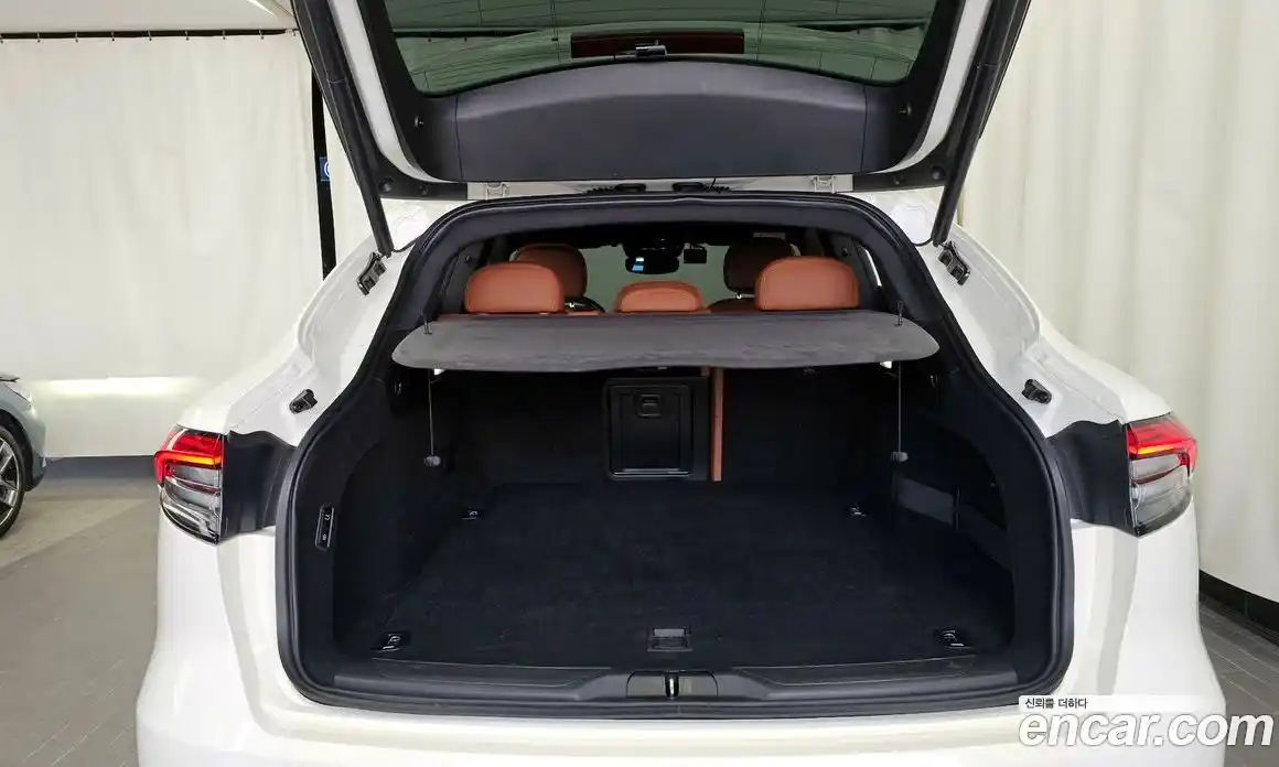 Maserati Levante 2022 2.0 гидро в Москве № 863365, фото 20