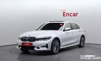 BMW 3-Series, 2021